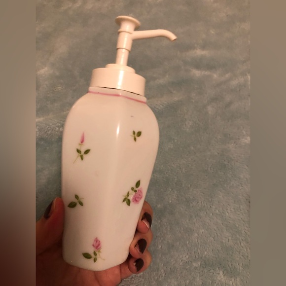 NWT vintage dainty soap pump - Picture 2 of 6